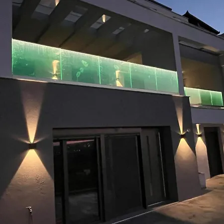 Olympus Pearl سكوتينا