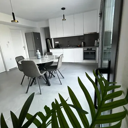 شقة Olympus Pearl *